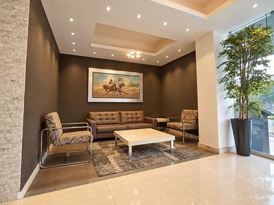 El Buen Depa — Lobby del edificio