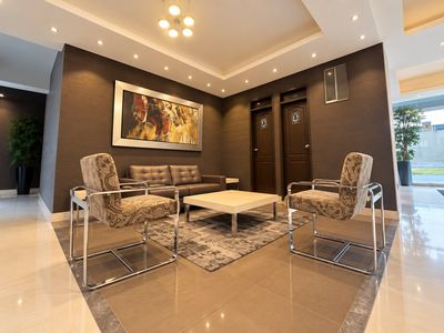 El Buen Depa — Lobby
