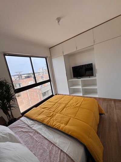 Urban Spring — Dormitorio principal